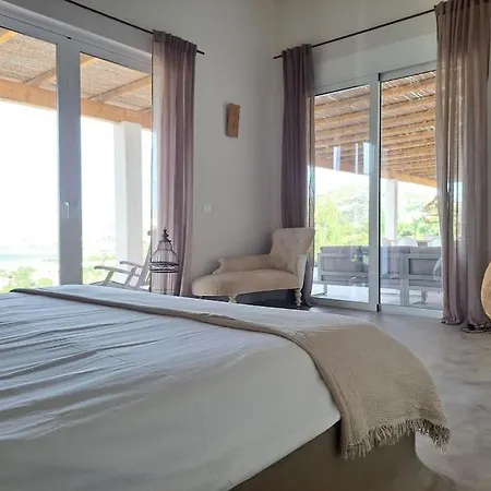 Villa Greek Islands On 'gourna'