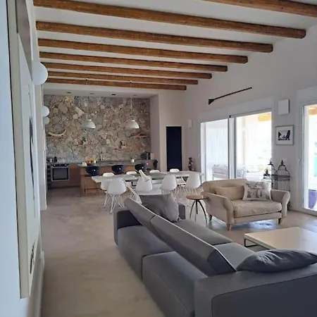 Villa Greek Islands On 'gourna' Gourna